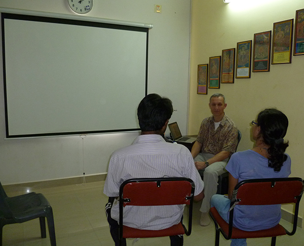 Overseas Faculty Visiting Csmt Image